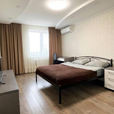 0147 New Flat Near Airport Zhulyany Sofievskaya Borshchagovka Apartment Kyiv Exterior photo